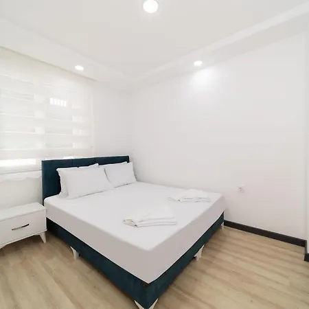 Charming Flat Near Beach In Muratpasa *